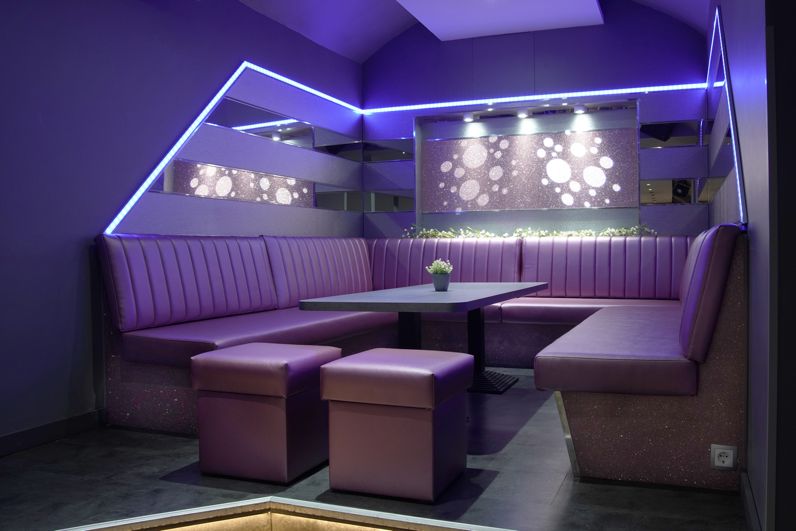 Karaoke Raum Stage, KOKOO Frankfurt